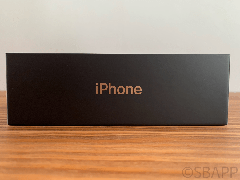 iPhone 11 Pro ゴールド外箱 側面文字