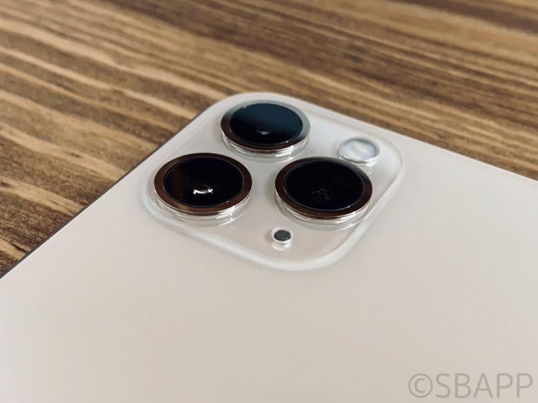 iPhone 11 Pro トリプルレンズ